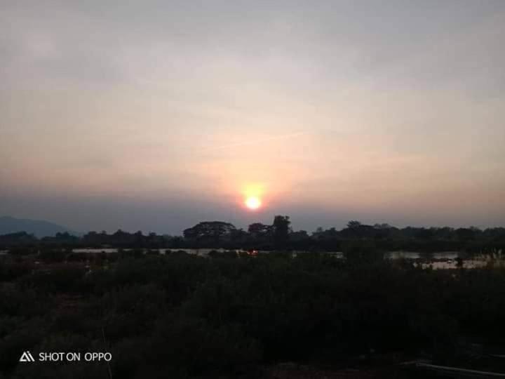 Sompong Sunset View Guest House Don Det Exterior photo