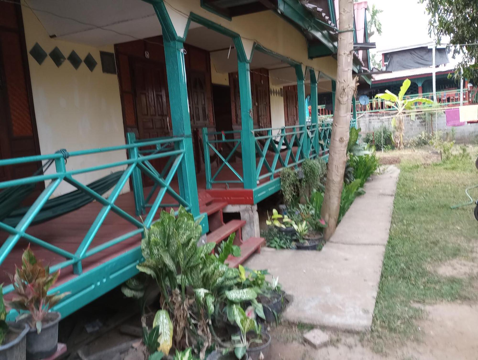 Sompong Sunset View Guest House Don Det Room photo